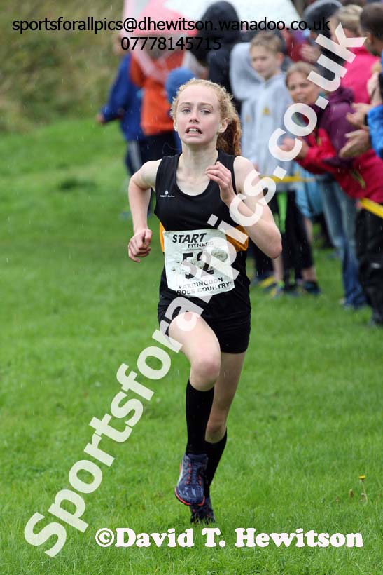Girls under-13s, Sunderland Harriers Open Cross Counry, Farringdon Park, Sunderland. Photo: David T. Hewitson/Sports for All Pics